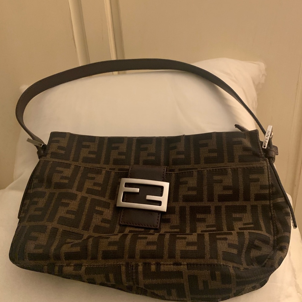 Fendi baguette shoulder bag - lightly used